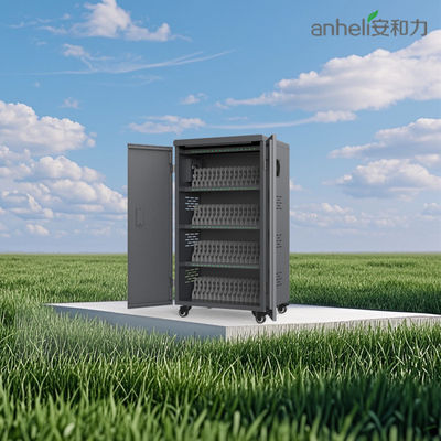 Armoire de recharge de tablette en feuille galvanisée de grande capacité 64 ports USB